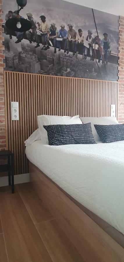 Hostal Fronton อัลโกเบนดาส ภายนอก รูปภาพ